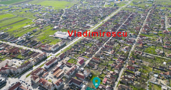 Casă cu 7 camere, teren generos in Vladimirescu