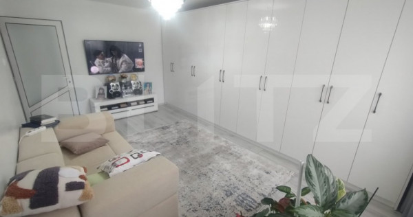 Apartament 2 camere,48mp,decomandat,etaj 3,zona centrala Nas