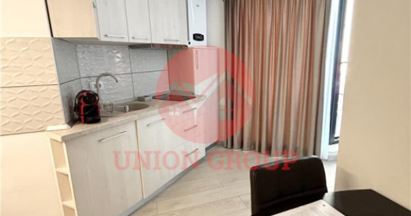 Studio Modern in Solid Residence Butoaie cu Vedere Superba l