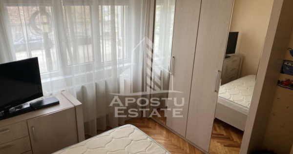 Apartament 2 camere decomandat, etaj 1, centrala proprie,...