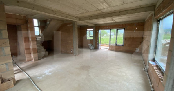 Casa de vanzare semifinisata