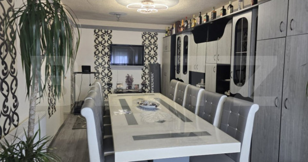 Apartament de vanzare, cu 3 camere, 81.,6 mp, zona Closca