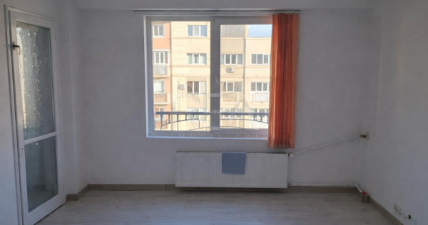 3 camere, Muncii/Decebal, decomandat, an 1995, inst. schimb.