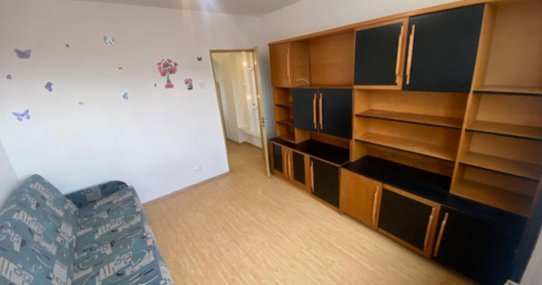 Apartament de vanzare, cu 2 camere, 46 mp, zona Garii