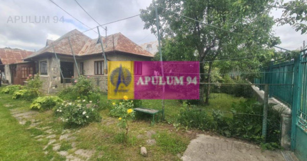 Casă de vânzare în Bănești