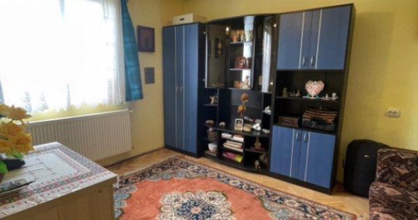 Apartament de vanzare, cu 5 camere, 88 mp, zona ultracentral