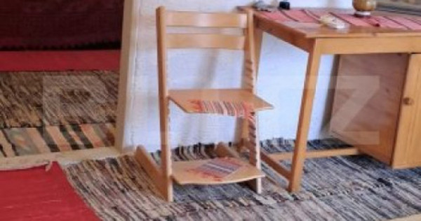 Voinesti Casa batraneasca, de vanzare, 70 mp