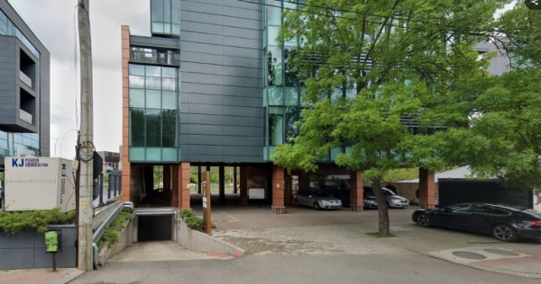 Alege spațiu de birou privat pentru 5 persoane în Regus Office Central