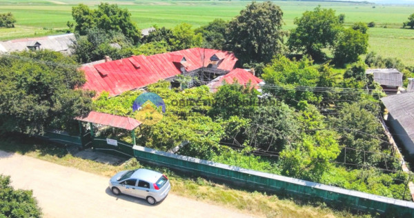 Casa cu teren SLOBOZIA, langa orasul ROZNOV