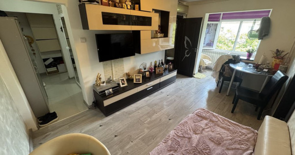 Apartament 3 camere zona Groapa