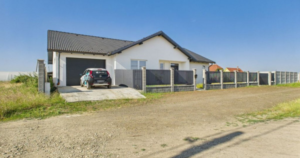 Casă nouă 4 camere mobilată-utilată în Mândruloc