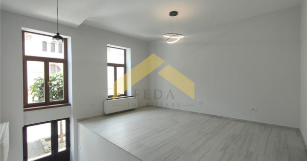 Spatiu comercial renovat de inchiriat Bulevardul Decebal