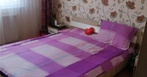 1 camera in zona Buziasului