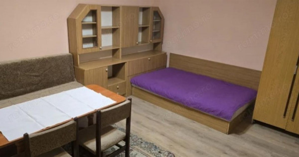 1 camera in zona Centrala