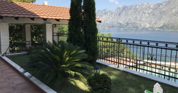 Casa de in Kotor Muntenegru