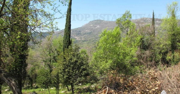 Teren de in Herceg-Novi Muntenegru