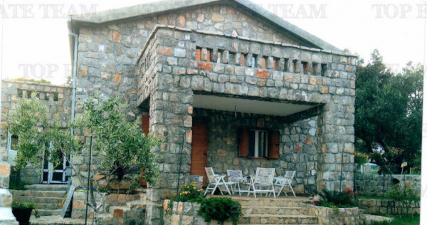 Vila de in Herceg-Novi Muntenegru