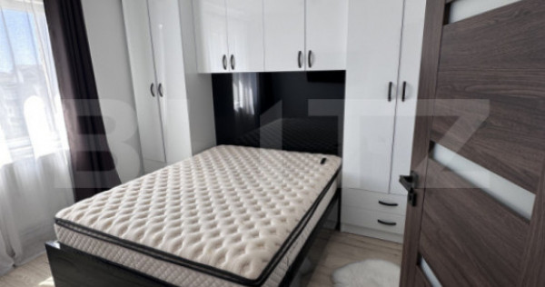 Apartament luminos,complet renovat , 2 camere | Mansardă |