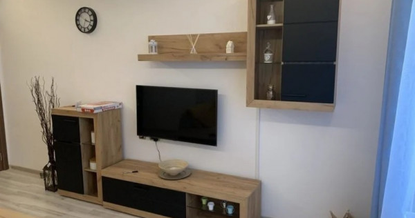 1 camera in zona Iulius Mall