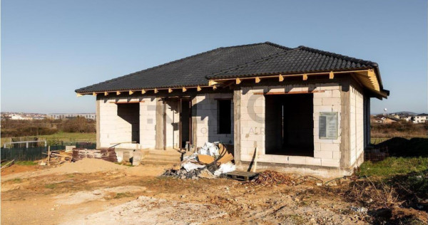 Reco, Casa la rosu Andromeda Oradea