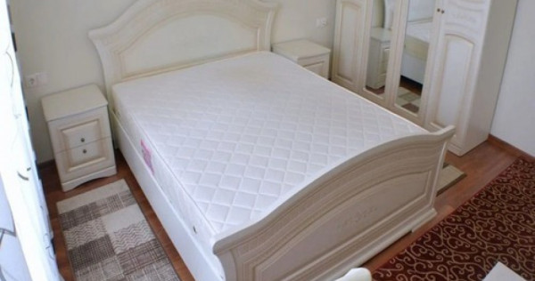 2 camere in zona Piata Unirii