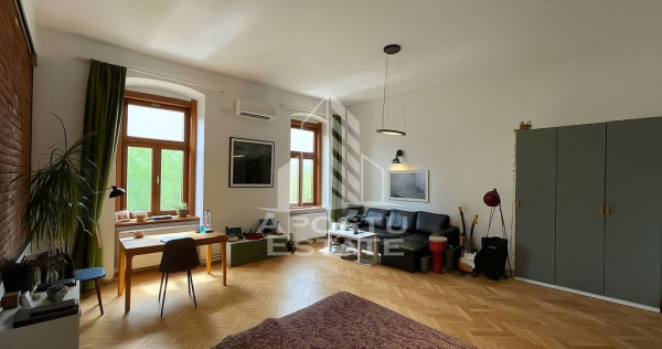 Apartament renovat in cladire istorica, langa Nokia, zona...