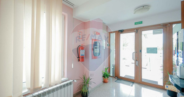 De închiriat clădire multifuncțională, 857 mp utili, ...