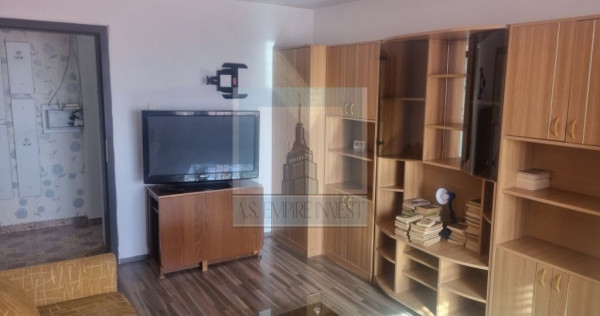 De vanzare apartament 3 camere/ Bd.Alexandru Vlahuță .