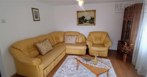 Casa renovata 4 camere cu teren 1800m Smeeni