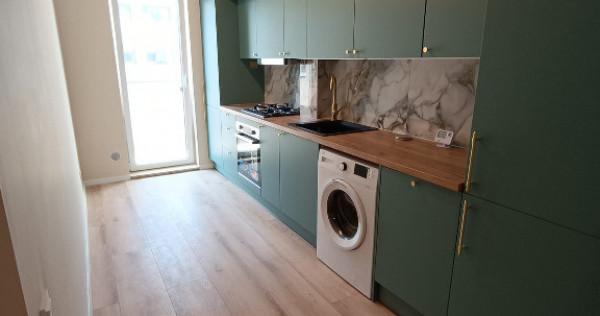 Apartament cu 3 camere, finisat,mobilat,utilat, zona Eroilor