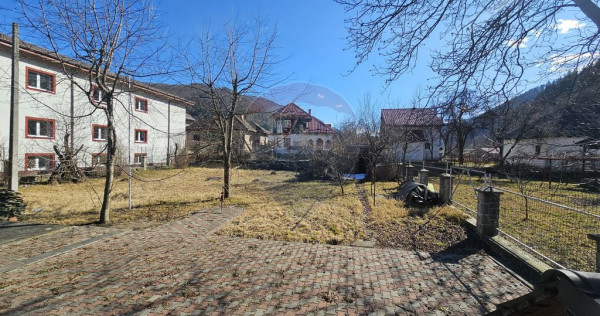 Casă solidă din cărămidă, mobilată, garaj, teren ge...