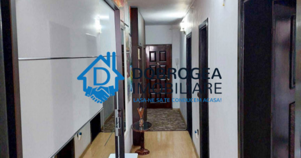 VICTORIEI- 2 CAMERE DECOMANDAT , PARTER, CENTRALA GAZ