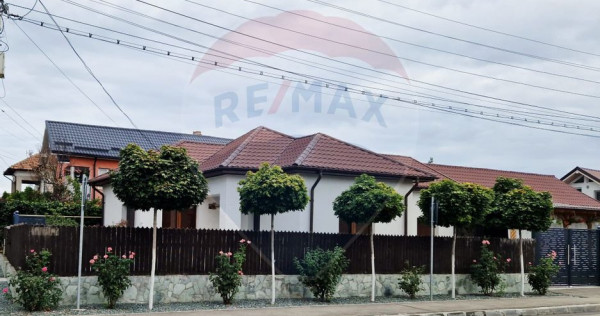 Casă 4 camere, 363 mp teren, Filiasi,