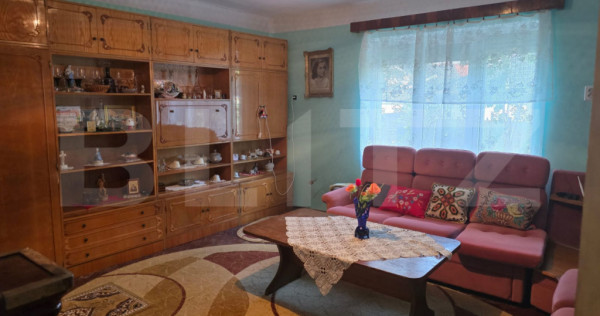 Casa 3 camere 92 mp, 338 mp de teren