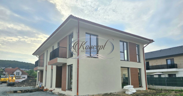 Duplex in ansamblu rezidential inchis, Chinteni