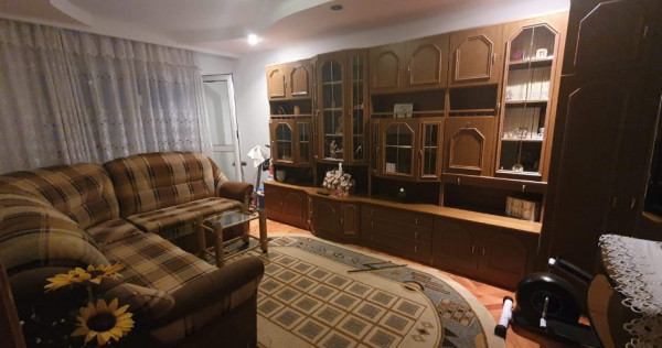 Apartament cu 4 Camere in Burdujeni