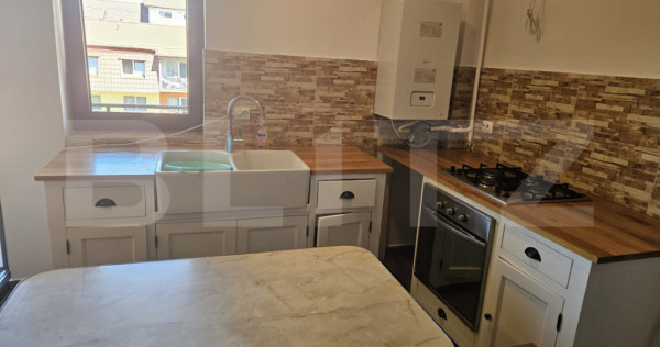 Apartament 3 camere spațios, cu pod amenajabil și parcare