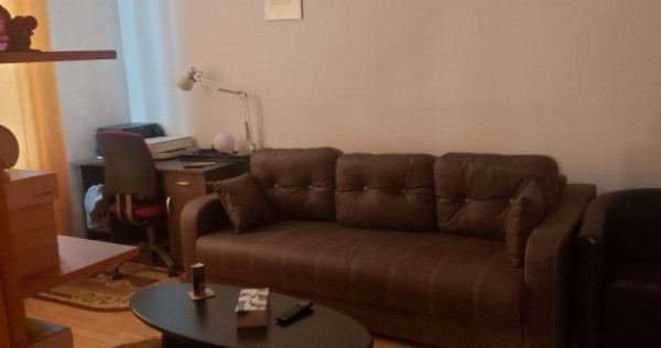 Garsoniera decomandata