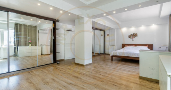 Casa cu curte | Potential pentru rezidenta sau afacere| Apar