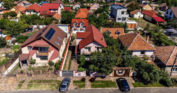 Vilă cu 6 camere &icirc;n zona rezidențială - Poltura