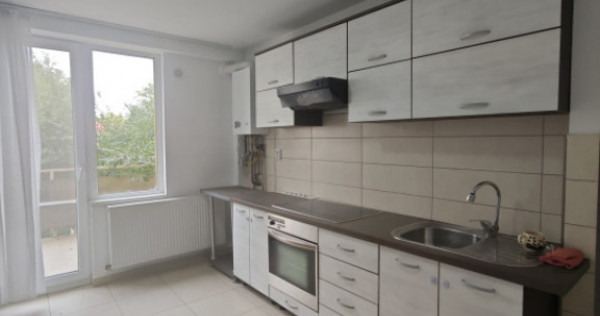 Apartament spațios 2 camere, etaj 1, terasa generoasa si ba