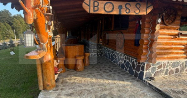 Cabana din lemn rotund, 2 camere, 140 mp, teren 2800 mp, Pal