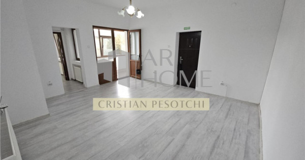 Apartament 4 camere 90mp, in Ploiesti, zona Centrala