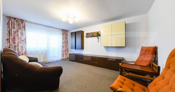 Apartament 4 camere decomandat, parcare, zona Centrala