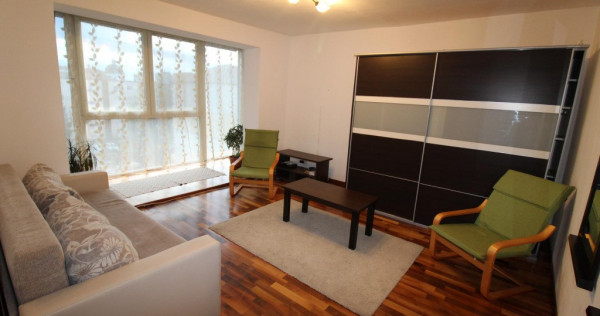 Apartament 3 camere decomandat, zona Mihai Viteazul