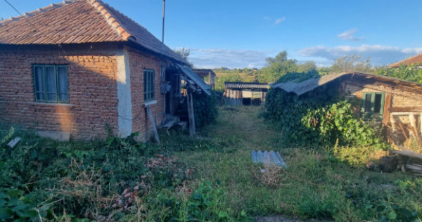 Teren intravilan , 1100mp , front 12,60 m , intrare Filiasi