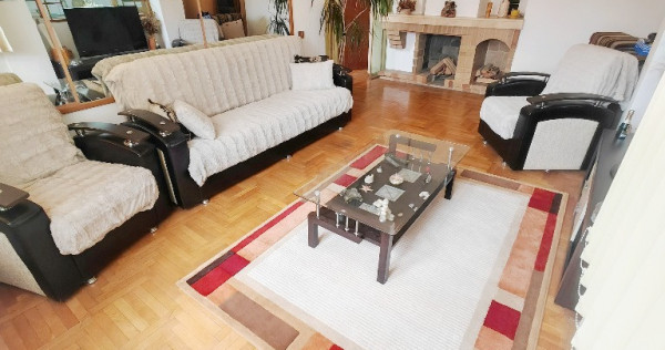 Proprietar închiriez Apartament 4 Camere Centrul Civic