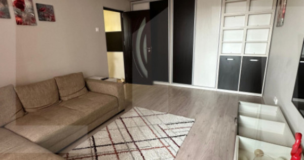 Garsonieră modernă, 32 mp, l&acirc;ngă metrou, ideală pentru