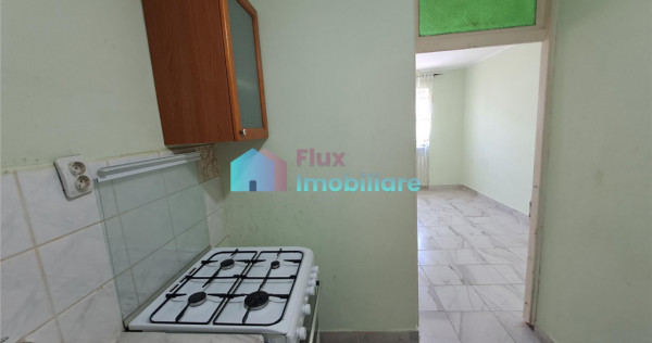 Garsoniera semimobilata Burdujeni zona garii