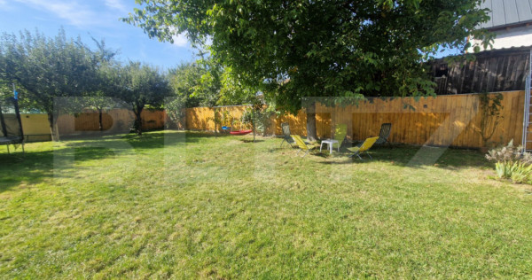 Casa de inchiriat, cu 4 camere, mobilata, curte, pivnita, zo